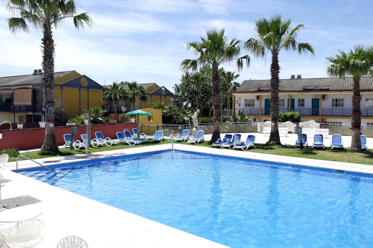 Hotel Jm Jardin De La Reina Guillena Luaran gambar