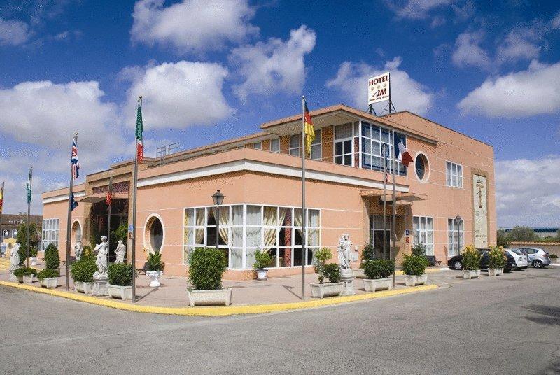 Hotel Jm Jardin De La Reina Guillena Luaran gambar