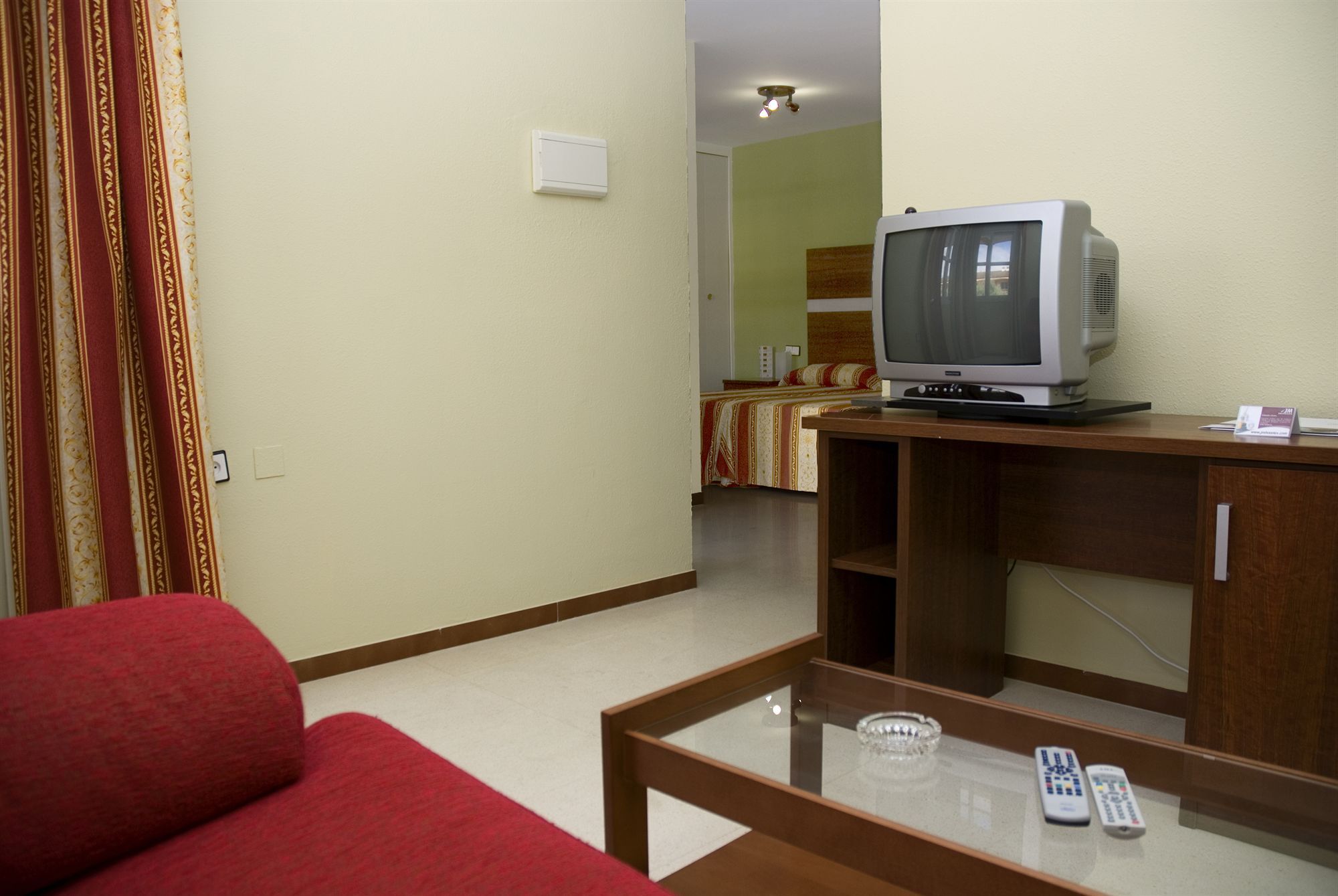 Hotel Jm Jardin De La Reina Guillena Luaran gambar